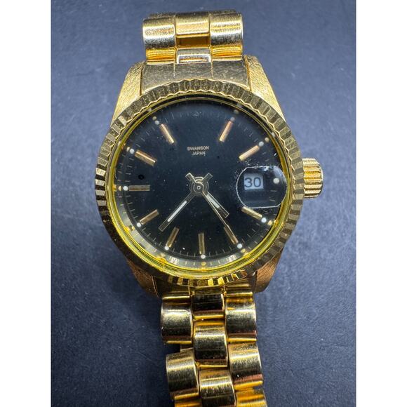 Vtg Swanson Men's Watch Round Date Black Dial Gold Tone Bracelet Band 25mm - Picture 1 of 9